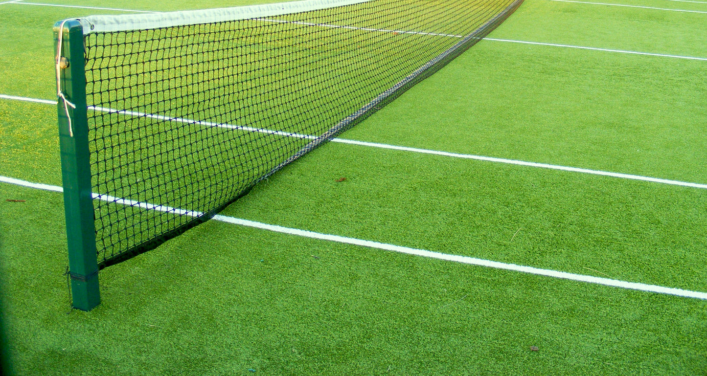 Choisissez le gazon synthétique tennis pour un entretien minimal et une expérience de jeu optimale en toutes saisons.