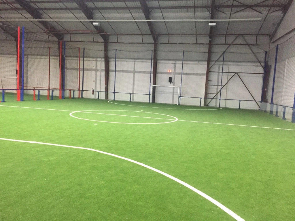 Gazon synthétique terrain multisport intérieur pour city stade ou foot en salle