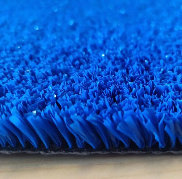 Terrain de padel équipé de gazon synthétique PadelFlex™ 12mm.